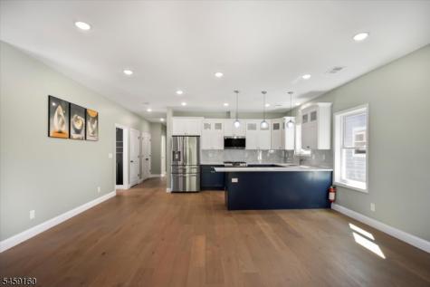 192 Amherst Street East Orange NJ 07018