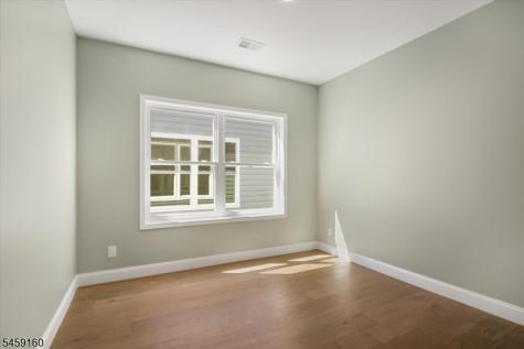 192 Amherst Street East Orange NJ 07018