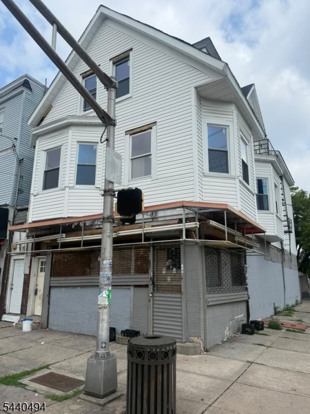 523 Park Avenue Paterson NJ 07504
