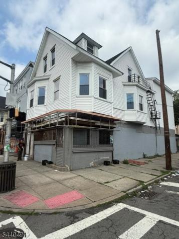523 Park Avenue Paterson NJ 07504