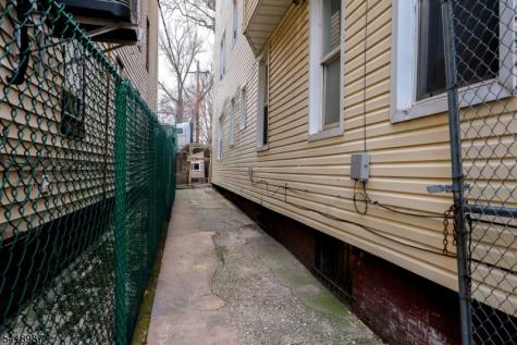375 6TH Avenue Newark NJ 07107
