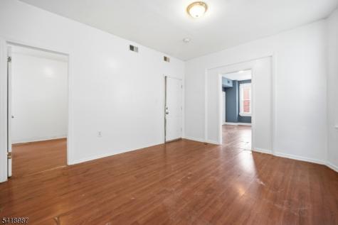 375 6TH Avenue Newark NJ 07107