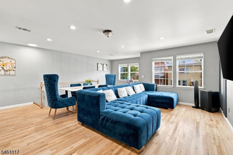 224 Pine Street Elizabeth NJ 07206