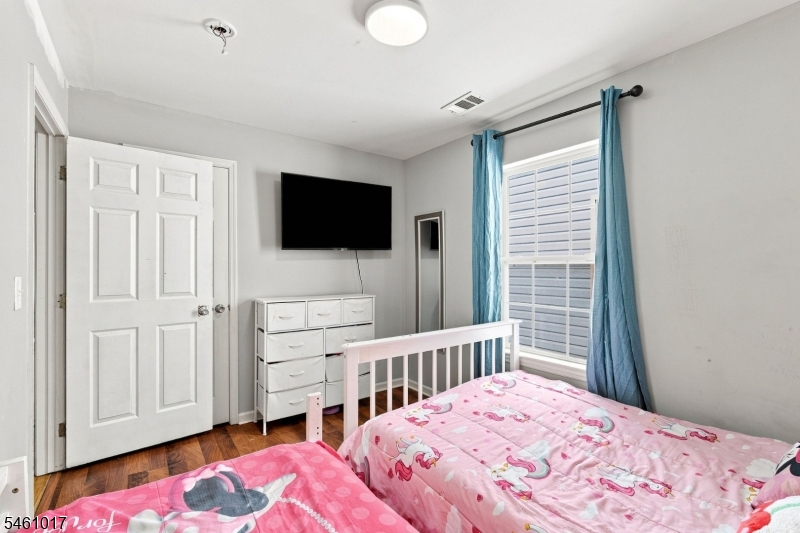 224 Pine Street Elizabeth NJ 07206