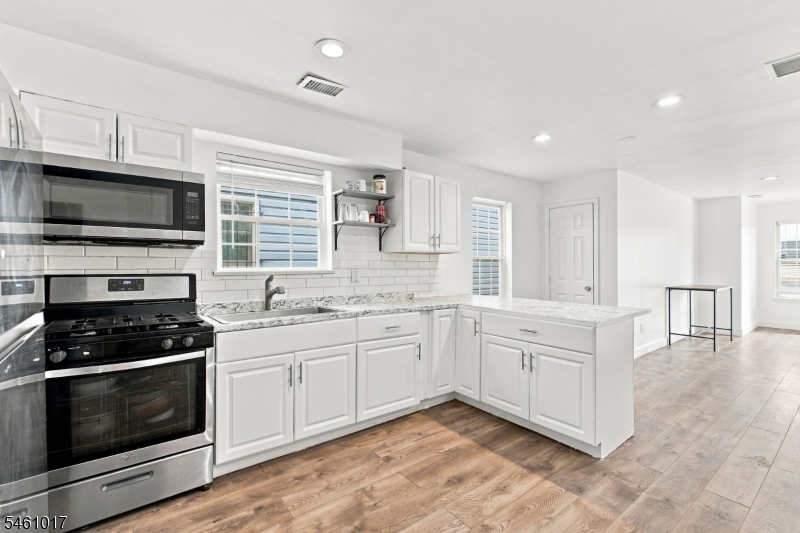 224 Pine Street Elizabeth NJ 07206