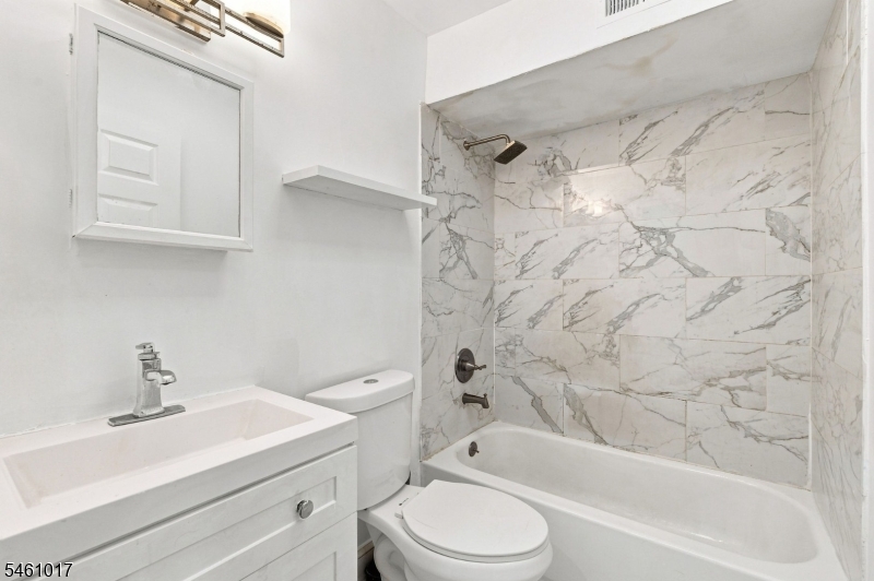 224 Pine Street Elizabeth NJ 07206