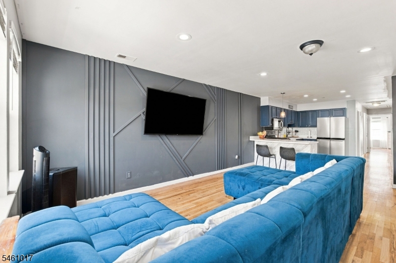 224 Pine Street Elizabeth NJ 07206