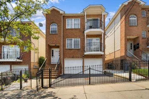 49 Crawford Street Newark NJ 07102