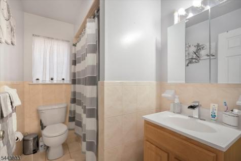 49 Crawford Street Newark NJ 07102