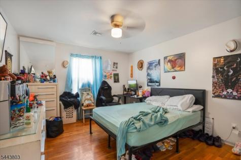 49 Crawford Street Newark NJ 07102