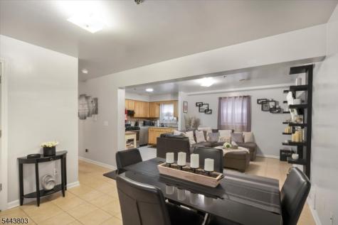 49 Crawford Street Newark NJ 07102