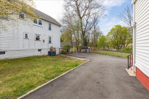 296 Berkeley Avenue Bloomfield NJ 07003