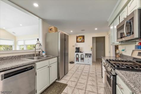 296 Berkeley Avenue Bloomfield NJ 07003