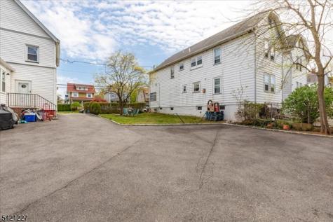 296 Berkeley Avenue Bloomfield NJ 07003