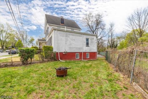 296 Berkeley Avenue Bloomfield NJ 07003