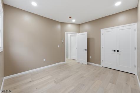 82 Grove Street Montclair NJ 07042