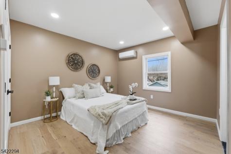 82 Grove Street Montclair NJ 07042
