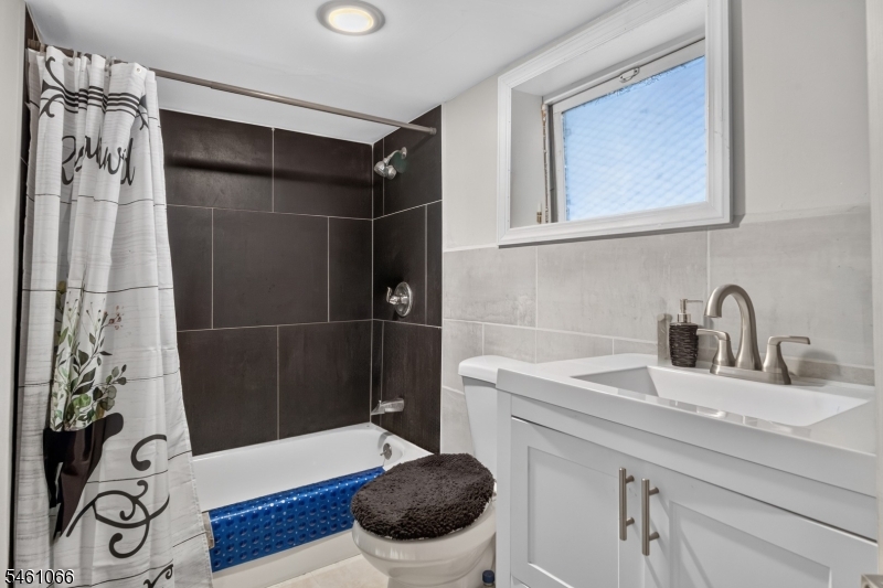 62 Wilson Place Irvington NJ 07111