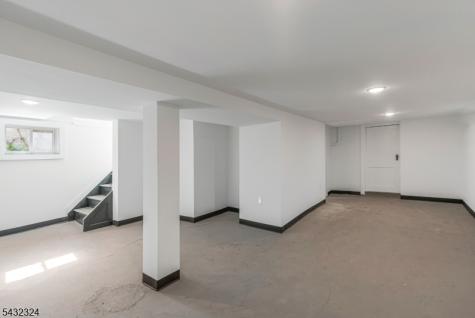 524 Lehigh Street Hillside NJ 07205