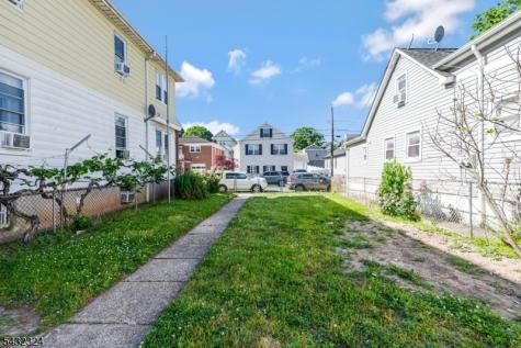 524 Lehigh Street Hillside NJ 07205