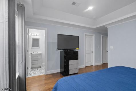 267 S 10th Street Newark NJ 07103