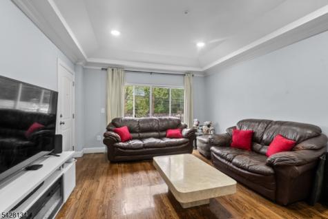 267 S 10th Street Newark NJ 07103