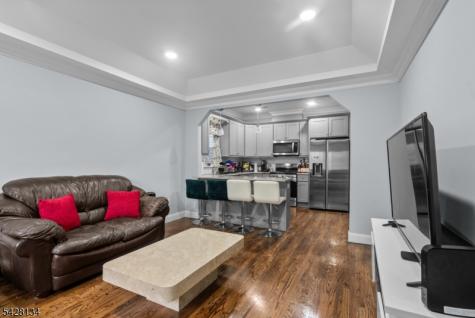 267 S 10th Street Newark NJ 07103