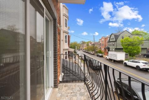 267 S 10th Street Newark NJ 07103
