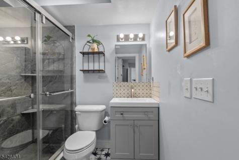 267 S 10th Street Newark NJ 07103