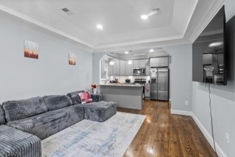 267 S 10th Street Newark NJ 07103