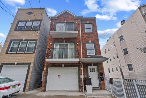 267 S 10th Street Newark NJ 07103