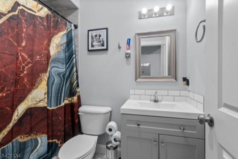 267 S 10th Street Newark NJ 07103