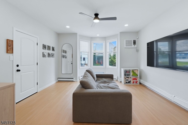 42 Lawrence Street Bloomfield NJ 07003