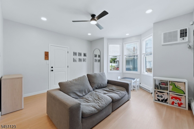 42 Lawrence Street Bloomfield NJ 07003