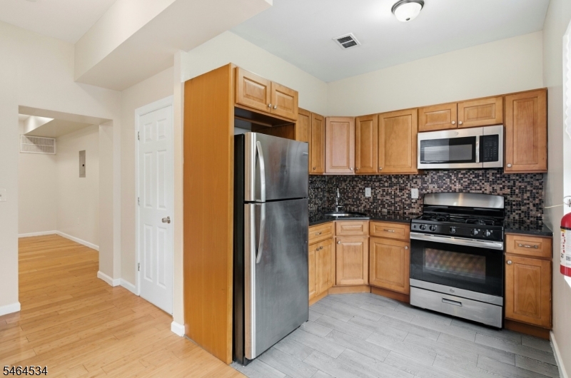145 Summer Avenue Newark NJ 07104