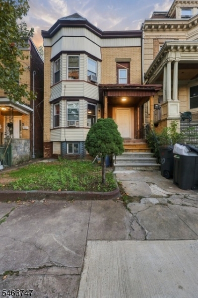 157 Milford Avenue Newark NJ 07108