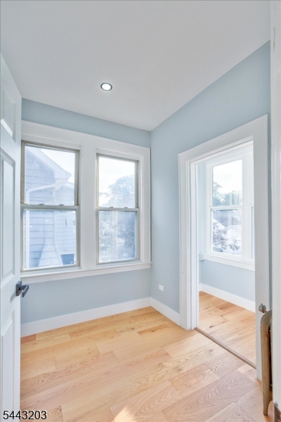 25 Wolf Place Irvington NJ 07111