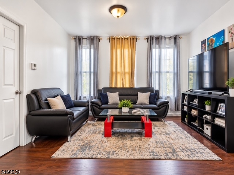 225 Chadwick Avenue Newark NJ 07108