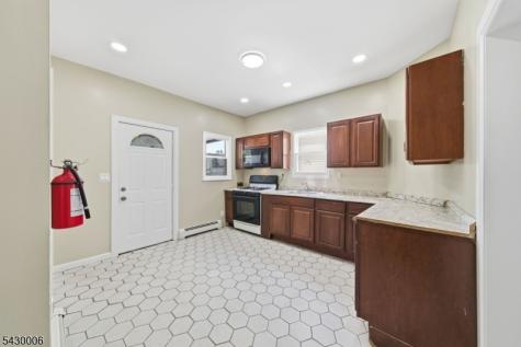82 Pequannock Street Dover NJ 07801