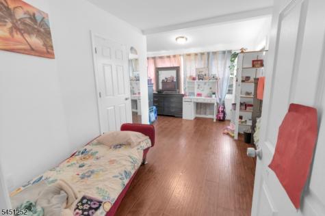 236 Halsted Street East Orange NJ 07018