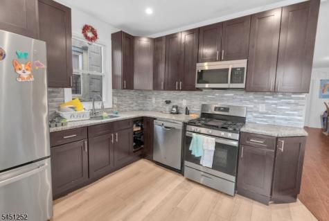 236 Halsted Street East Orange NJ 07018
