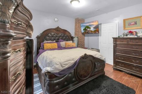 236 Halsted Street East Orange NJ 07018