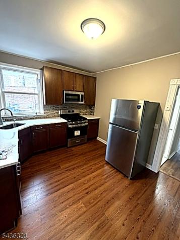 17 Maple Avenue Irvington NJ 07111
