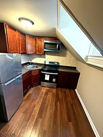 17 Maple Avenue Irvington NJ 07111