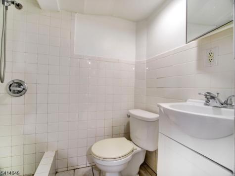 6011 Van Buren Place West New York NJ 07093