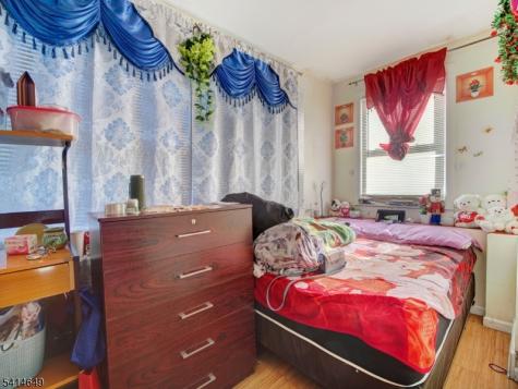 6011 Van Buren Place West New York NJ 07093