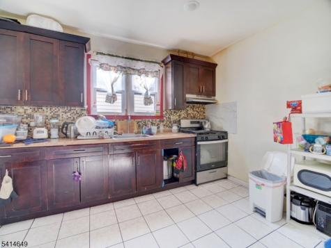 6011 Van Buren Place West New York NJ 07093
