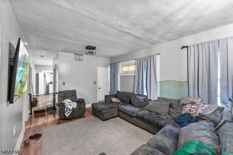 1013 Madison Avenue Elizabeth NJ 07201