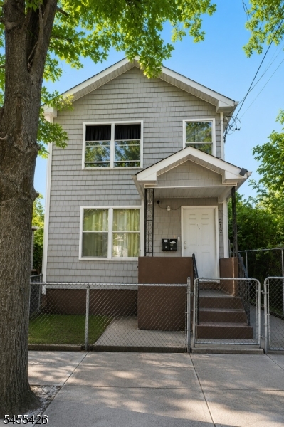 212 N 1st Street Paterson NJ 07522