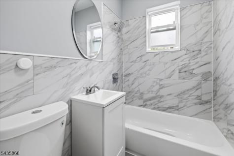 422 18TH Avenue Newark NJ 07108